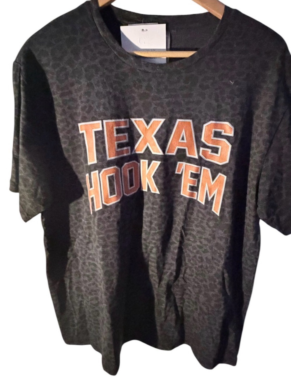Gameday Couture Texas Longhorns Fan Favorite Leopard T-shirt Large
